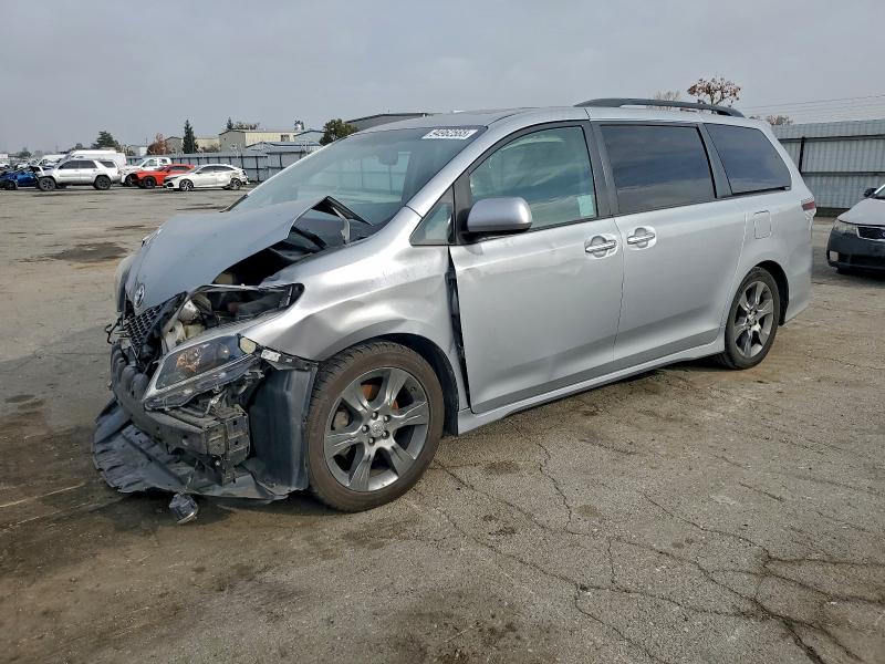 Фото 1 - TOYOTA SIENNA