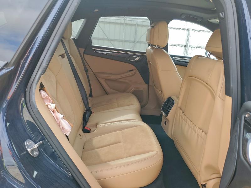 Фото 11 - PORSCHE MACAN