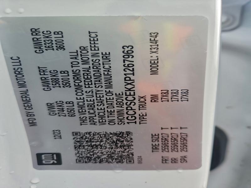 Фото 12 - CHEVROLET COLORADO