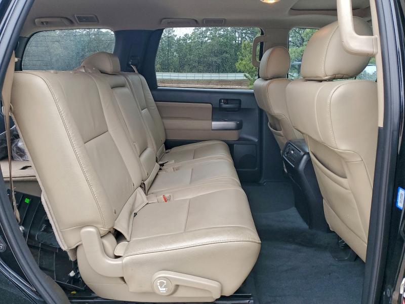 Фото 11 - TOYOTA SEQUOIA