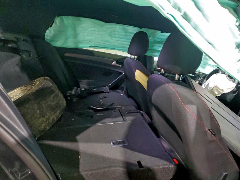 Фото 10 - VOLKSWAGEN GTI