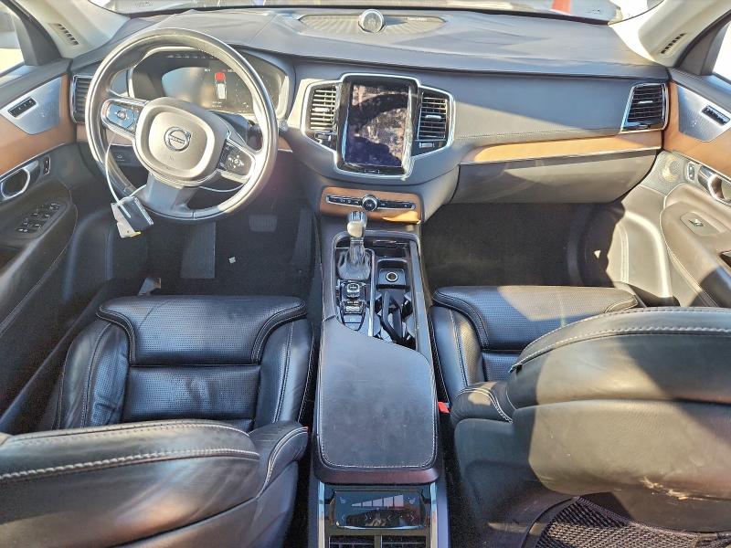 Фото 8 - VOLVO XC90