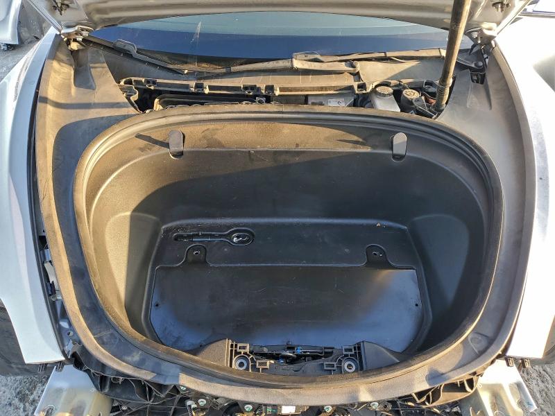 Фото 11 - TESLA MODEL 3