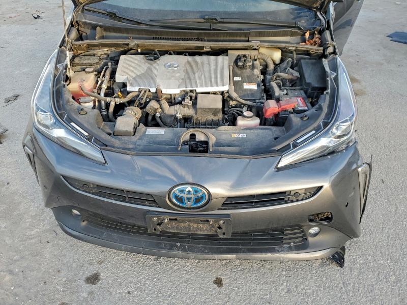 Фото 11 - TOYOTA PRIUS