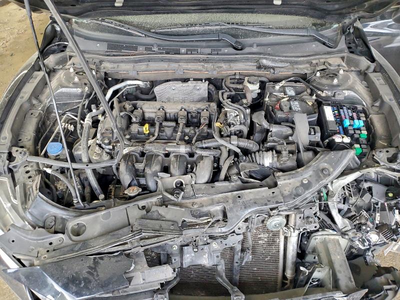 Фото 11 - MAZDA 6