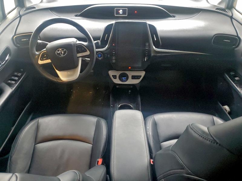 Фото 8 - TOYOTA PRIUS