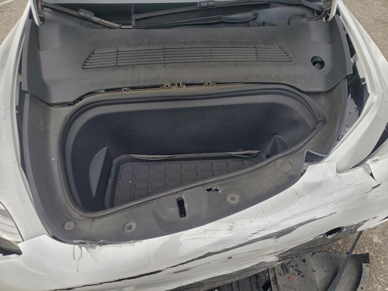 Фото 12 - TESLA MODEL Y