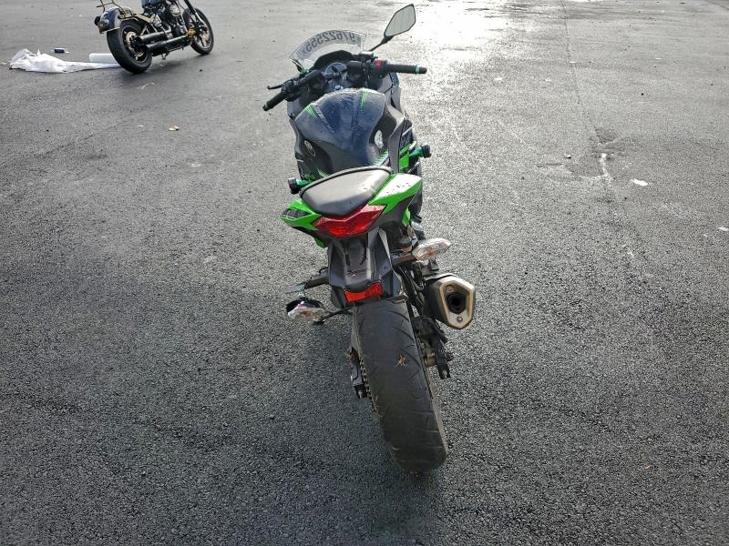 KAWASAKI EX300 B 2016