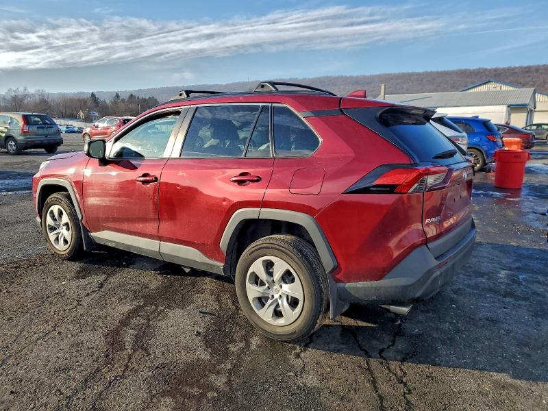 Фото 2 - TOYOTA RAV4