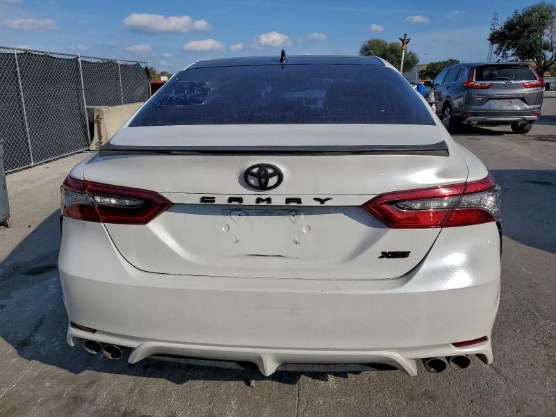 Фото 6 - TOYOTA CAMRY