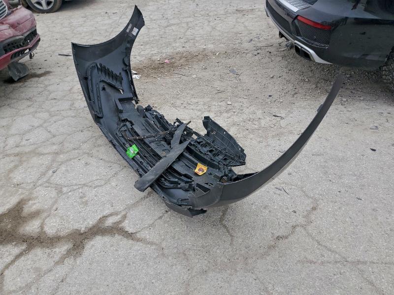 Фото 12 - HYUNDAI ELANTRA