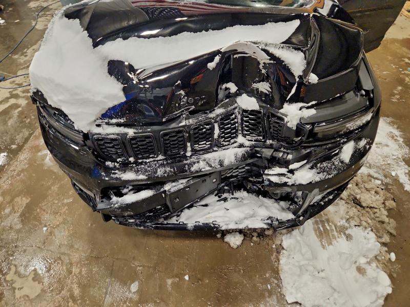 Фото 12 - JEEP GRAND CHER