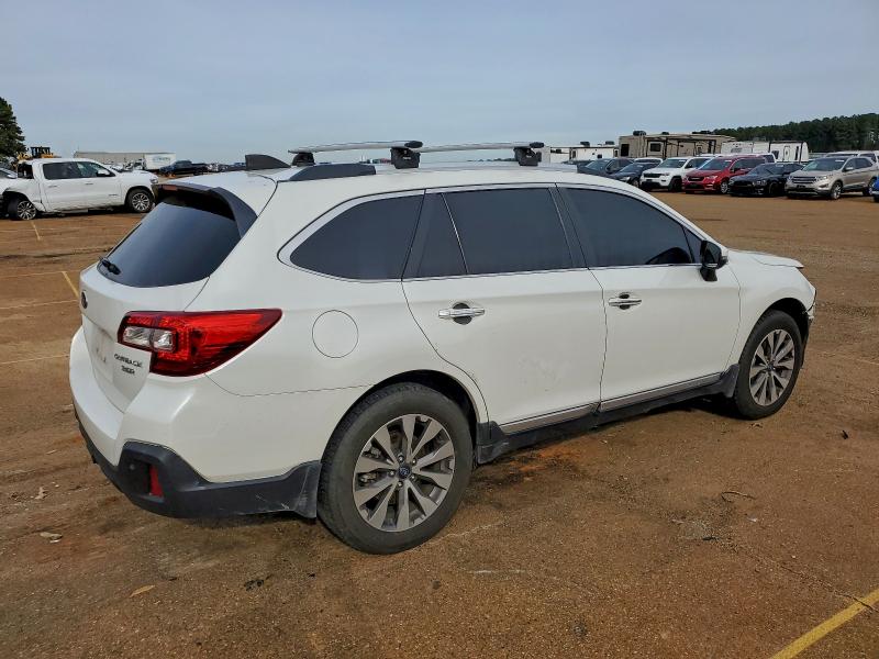 Фото 3 - SUBARU OUTBACK