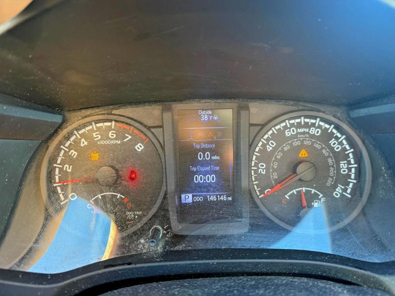 Фото 12 - TOYOTA TACOMA