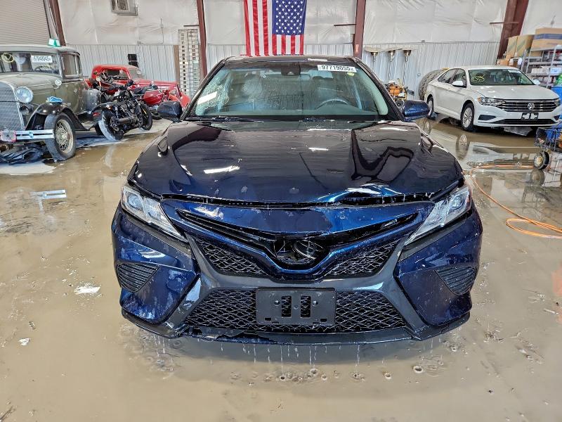 Фото 5 - TOYOTA CAMRY