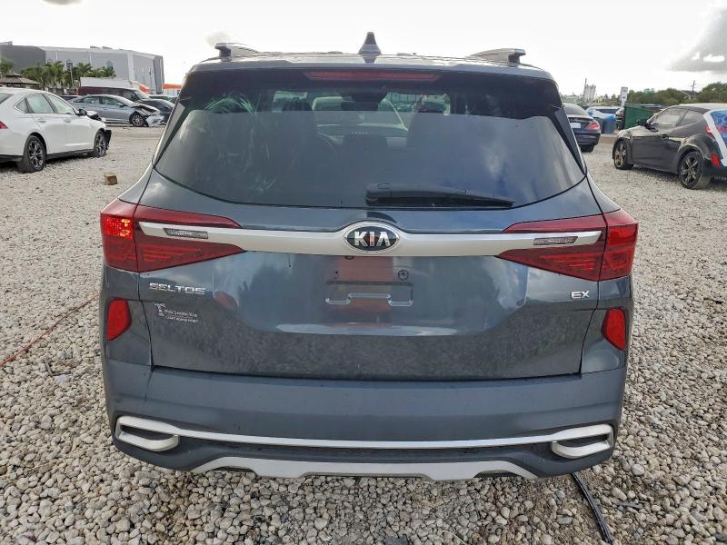 Фото 6 - KIA SELTOS