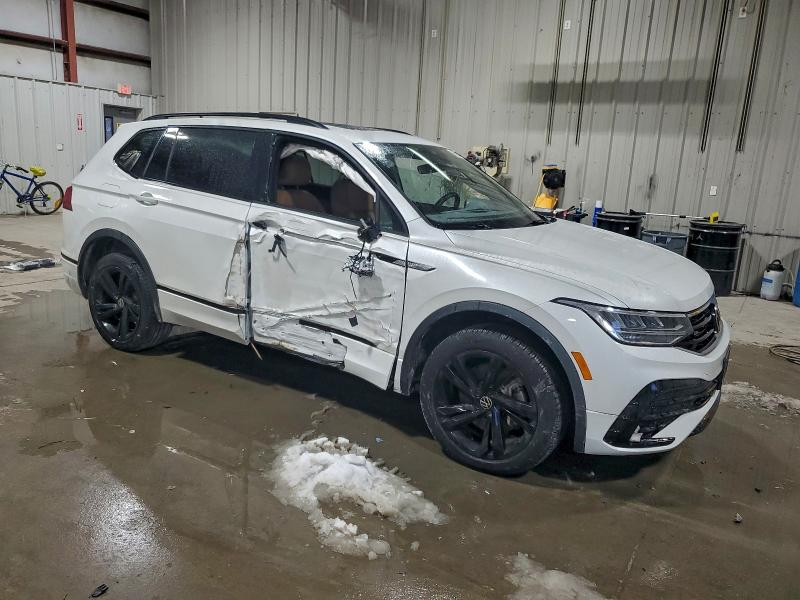 Фото 4 - VOLKSWAGEN TIGUAN