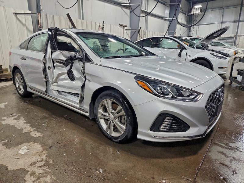 Фото 4 - HYUNDAI SONATA