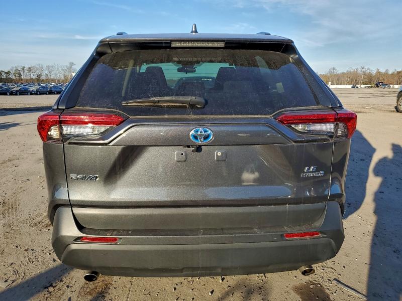 Фото 6 - TOYOTA RAV4