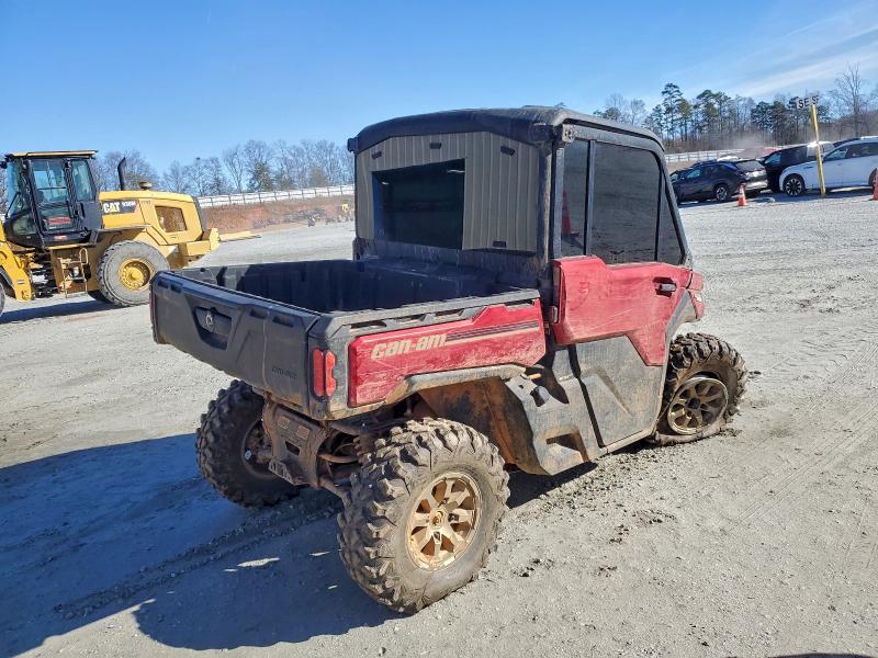 CAN-AM DEFENDER 2024