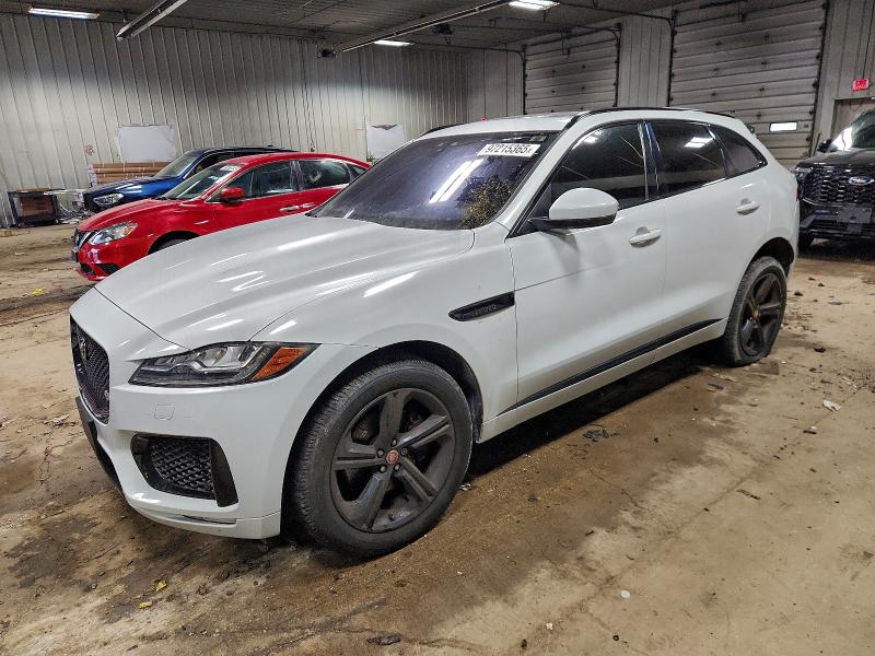 Фото 1 - JAGUAR F-PACE