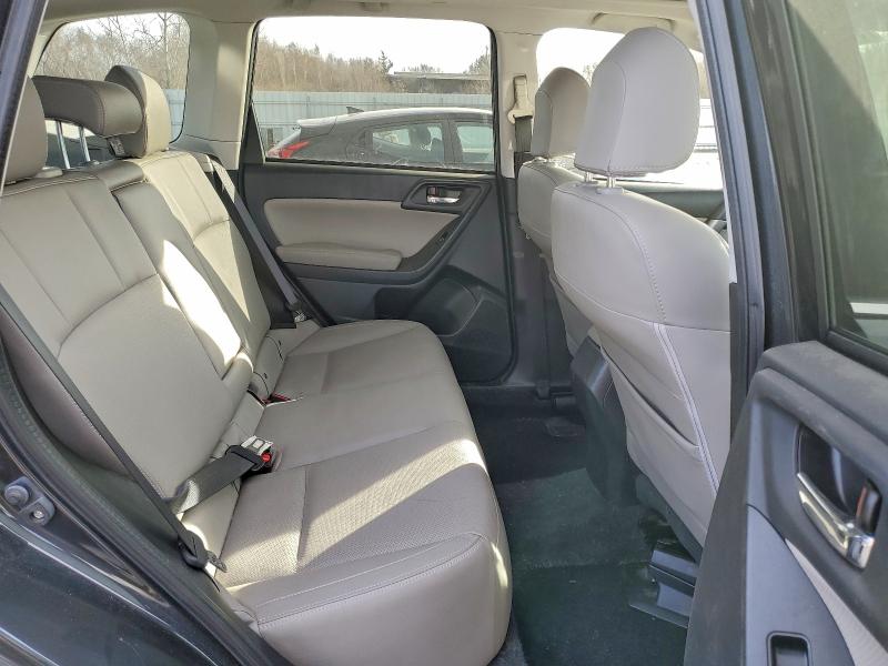 Фото 10 - SUBARU FORESTER