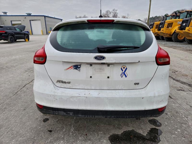 Фото 6 - FORD FOCUS