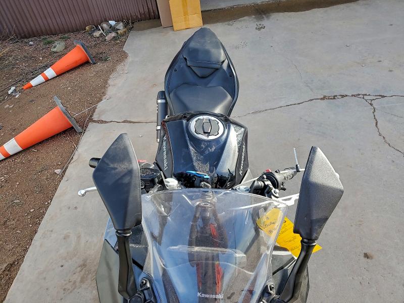 KAWASAKI NINJA 500 2025