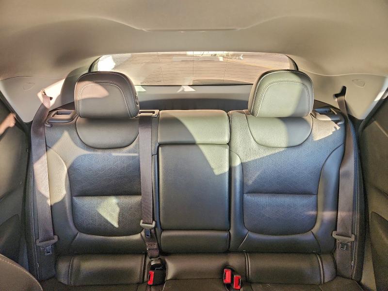 Фото 10 - CHEVROLET BOLT