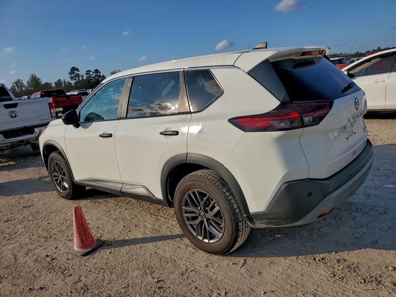 Фото 2 - NISSAN ROGUE