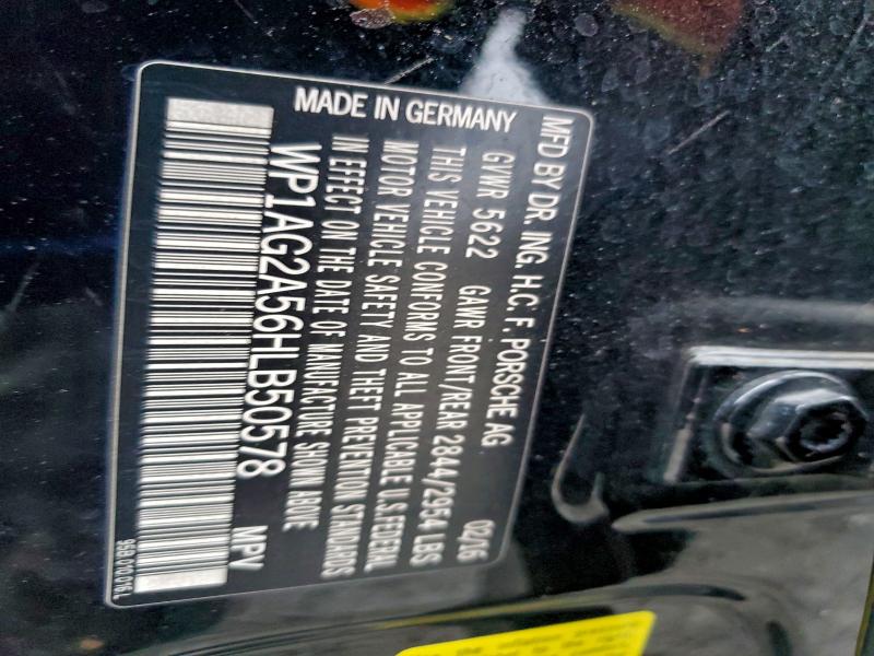 Фото 12 - PORSCHE MACAN