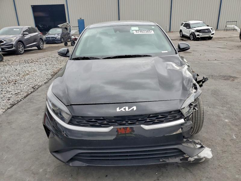 Фото 5 - KIA FORTE