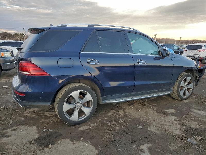 Фото 3 - MERCEDES-BENZ GLE-CLASS