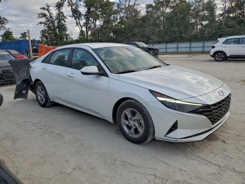 Фото 4 - HYUNDAI ELANTRA