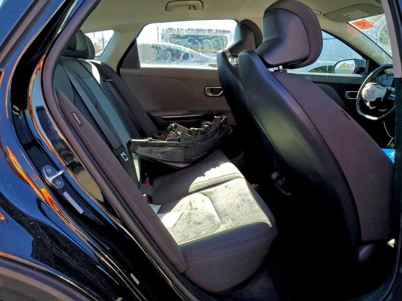 Фото 10 - KIA K4 LX