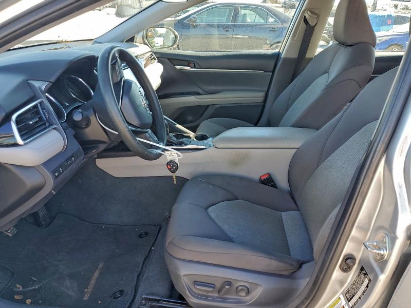 Фото 7 - TOYOTA CAMRY