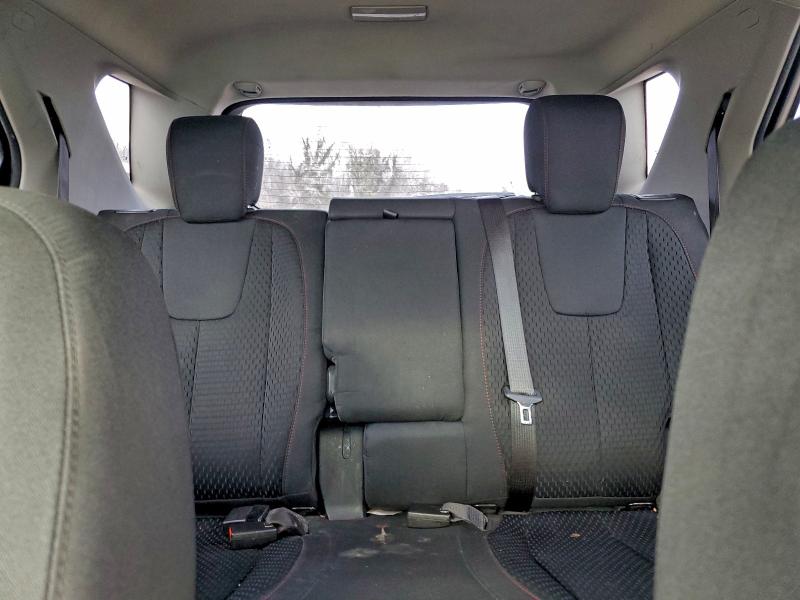 Фото 10 - CHEVROLET EQUINOX