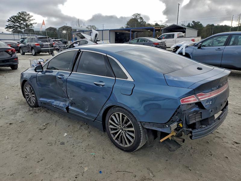 Фото 2 - LINCOLN MKZ