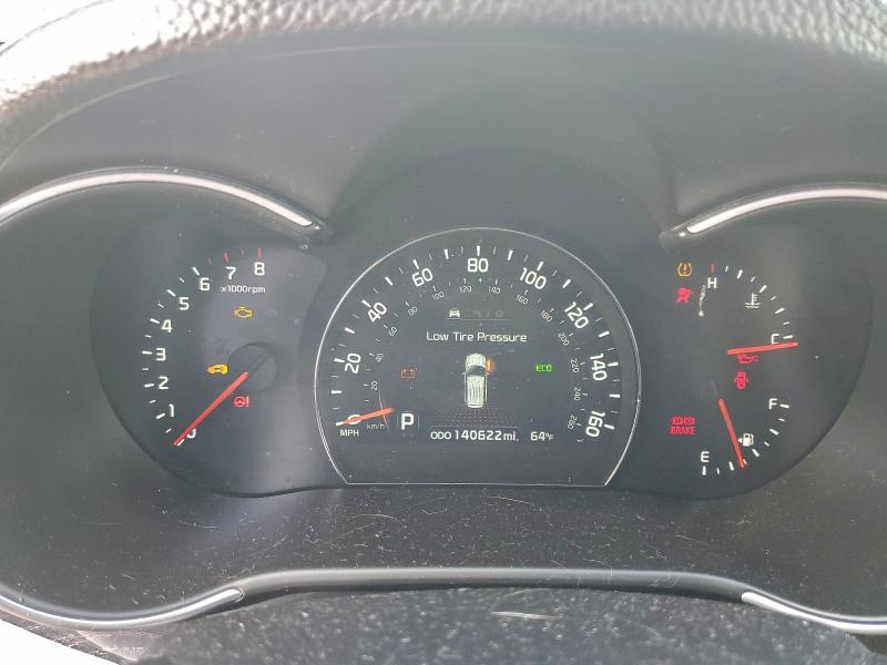 Фото 9 - KIA SORENTO