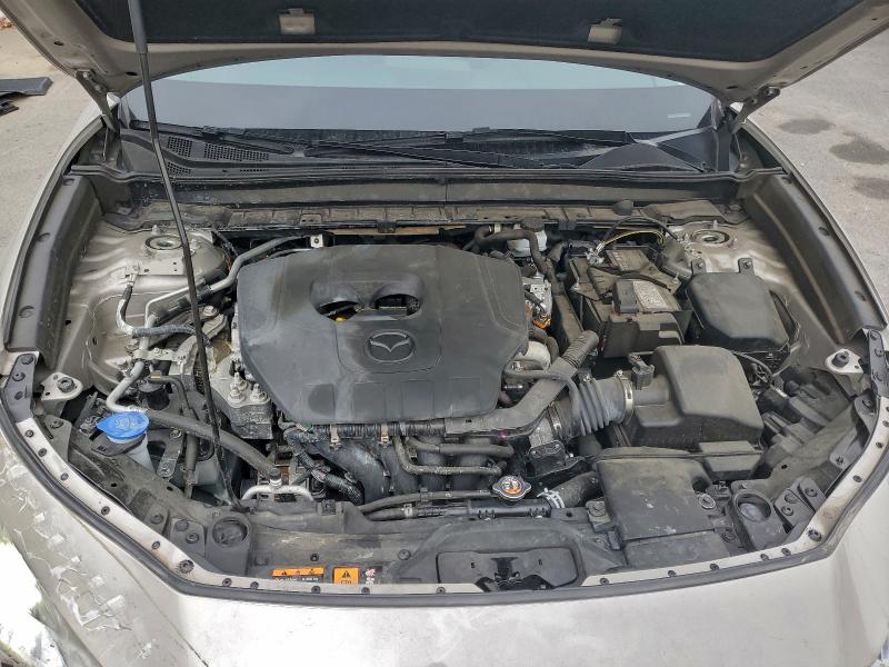 Фото 11 - MAZDA CX30