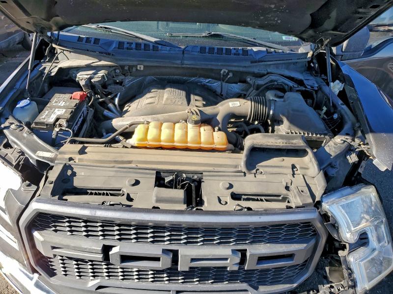 Фото 11 - FORD F-150