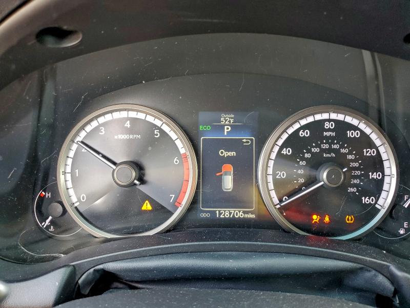 Фото 9 - LEXUS NX