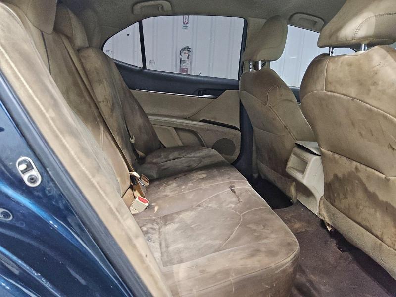 Фото 10 - TOYOTA CAMRY