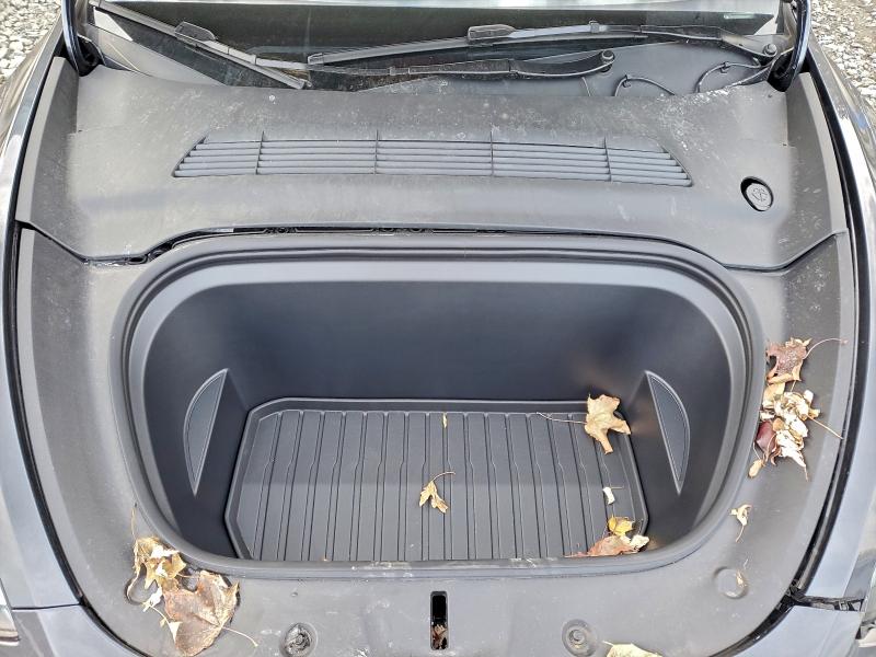 Фото 12 - TESLA MODEL Y