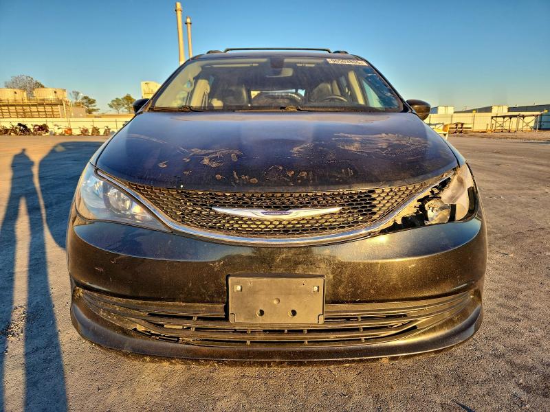 Фото 5 - CHRYSLER MINIVAN