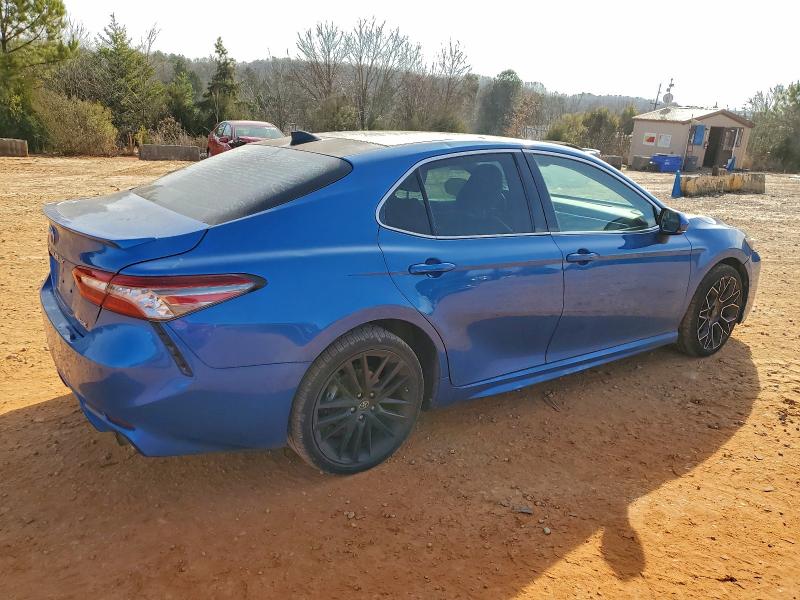 Фото 3 - TOYOTA CAMRY