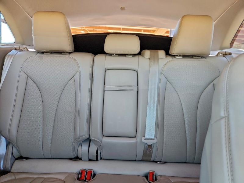 Фото 10 - LINCOLN MKC