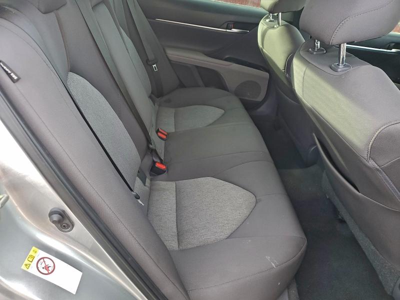 Фото 10 - TOYOTA CAMRY