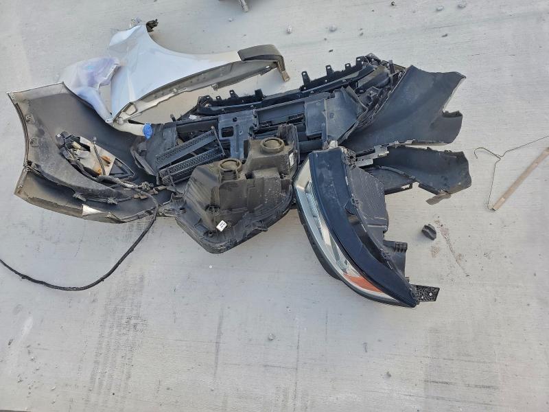 Фото 13 - FORD EDGE