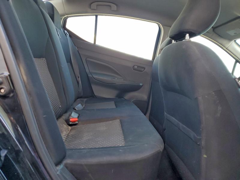 Фото 10 - NISSAN VERSA